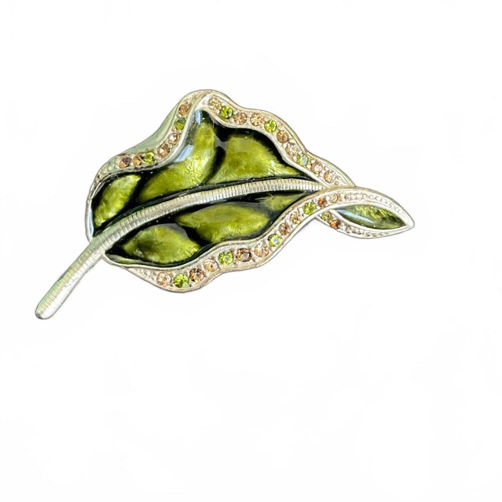 Vintage Art Deco Green Leaf Brooch